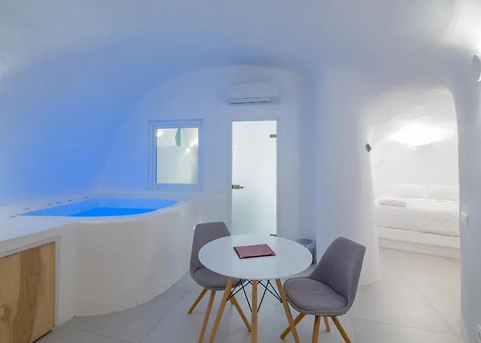 Boutique 88 * Fira (Santorini)