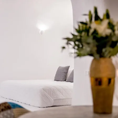 Boutique 88 Fira (Santorini)